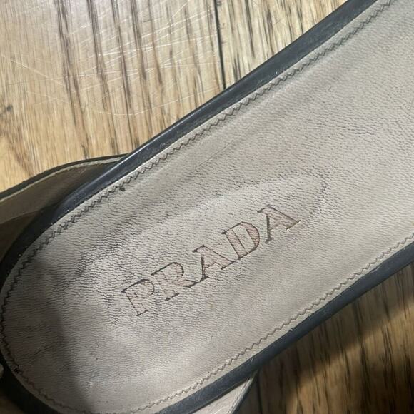 PRADA GLADIATOR BLACK LEATHER SANDALS SIZE 41/10 - Picture 8 of 11